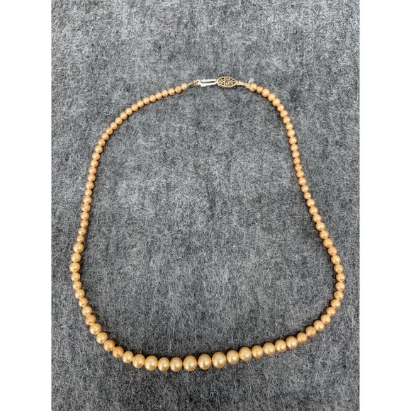 Graduated Coro Pearl Necklace, SterlingS Clasp - Picture 3 of 8